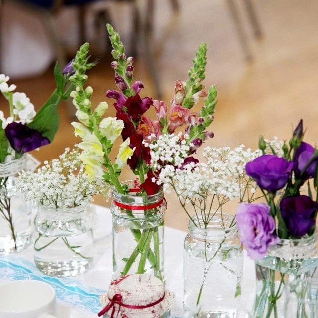 Wedding Table Arrangements